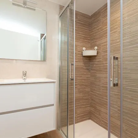 Lets Holidays Sea Views On The 3 توسا ذي مار